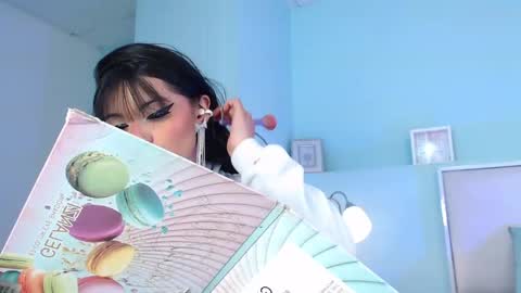 Danna online show from May 8, 2026, 2:39 am