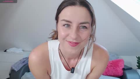 just me online show from February 11, 2026, 12:21 pm