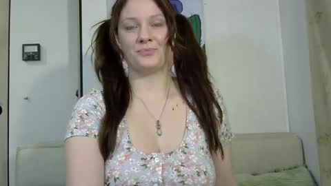 EmerieSkye online show from March 10, 2025, 5:29 pm