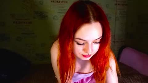 Snapshot of emi_less chatting on October 11, 2025, 5:00 pm Emi online show from October 11, 2025, 5:00 pm