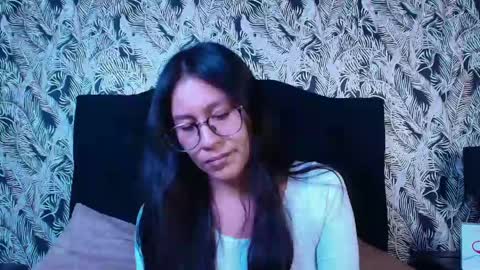 Emilia Gomez online show from May 23, 2026, 12:27 am