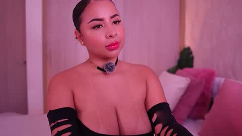    online show from November 11, 2025, 3:12 pm