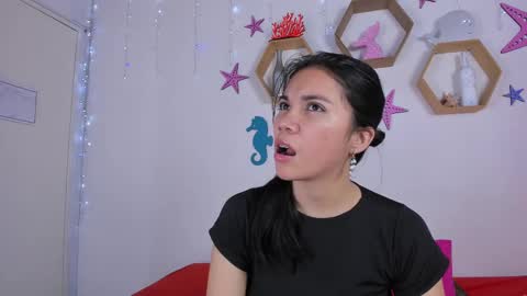Snapshot of emiily_parkerr chatting on February 13, 2025, 3:07 am Emily online show from February 13, 2025, 3:07 am