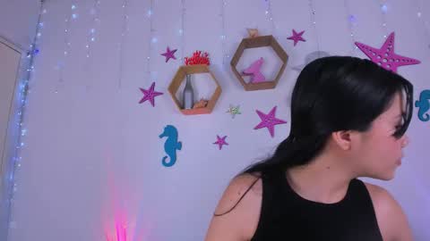 Snapshot of emiily_parkerr chatting on September 17, 2025, 3:19 am Emily online show from September 17, 2025, 3:19 am