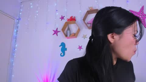 Snapshot of emiily_parkerr chatting on September 20, 2025, 3:18 am Emily online show from September 20, 2025, 3:18 am