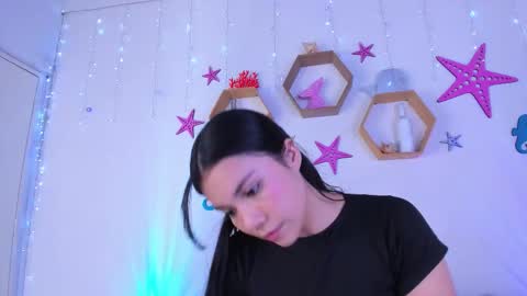 Snapshot of emiily_parkerr chatting on October 10, 2025, 3:16 am Emily online show from October 10, 2025, 3:16 am