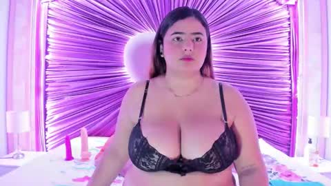 Emiily Grace online show from February 26, 2026, 11:53 am