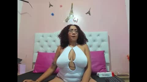 Snapshot of emili_cute1 chatting on May 9, 2026, 5:51 pm emili cute1 online show from May 9, 2026, 5:51 pm