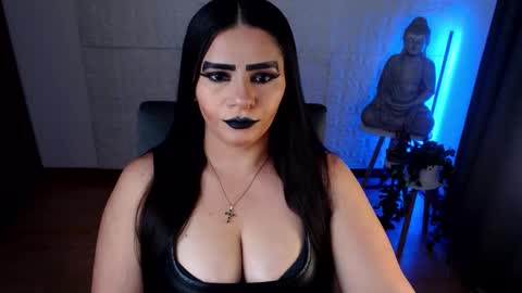 POWERFULL GODDESS EMILI online show from December 7, 2024, 5:04 am