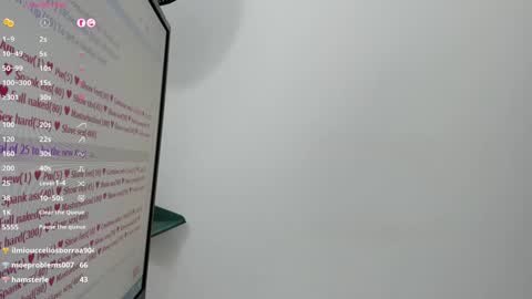 Snapshot of emili_lenus chatting on December 13, 2024, 2:27 pm Emili Lenus online show from December 13, 2024, 2:27 pm