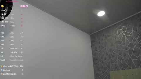 Snapshot of emili_lenus chatting on February 15, 2025, 2:22 pm Emili Lenus online show from February 15, 2025, 2:22 pm