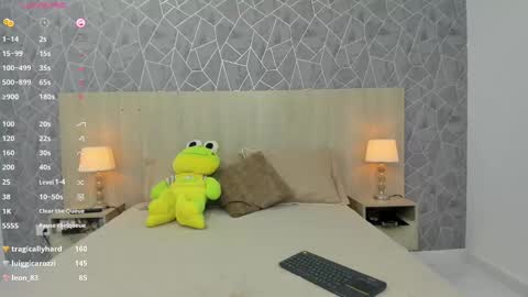 Snapshot of emili_lenus chatting on February 22, 2025, 2:30 pm Emili Lenus online show from February 22, 2025, 2:30 pm