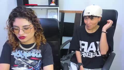 Snapshot of emili_rouse_ chatting on November 9, 2025, 5:28 am Emy online show from November 9, 2025, 5:28 am