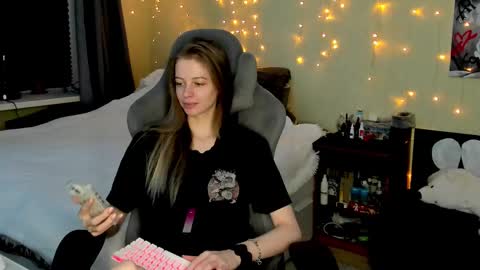 Snapshot of emili_sweet__ chatting on March 10, 2025, 3:30 pm emili_sweet__ online show from March 10, 2025, 3:30 pm