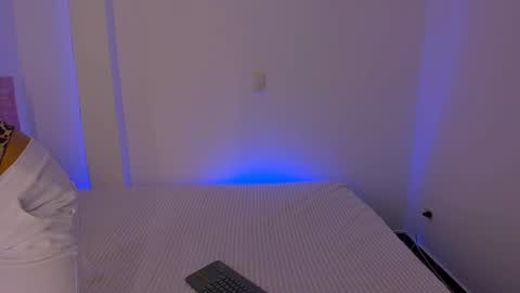 Snapshot of emili_williams10 chatting on July 9, 2026, 11:53 pm emili_williams10 online show from July 9, 2026, 11:53 pm