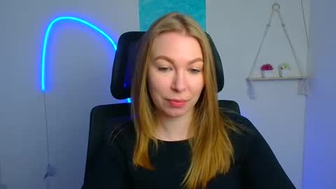 Emilia online show from April 16, 2026, 5:30 am