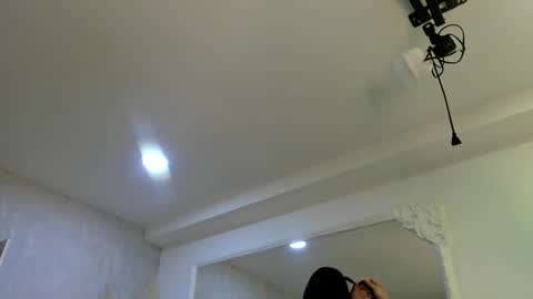 Snapshot of emiliarose_ chatting on February 8, 2026, 8:45 pm EmiliaRose online show from February 8, 2026, 8:45 pm