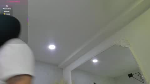 Snapshot of emiliarose_ chatting on March 1, 2026, 12:18 pm EmiliaRose online show from March 1, 2026, 12:18 pm