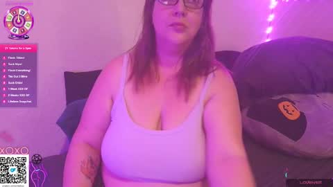 Snapshot of emiliefoxx chatting on December 4, 2024, 8:51 pm emilie foxx online show from December 4, 2024, 8:51 pm