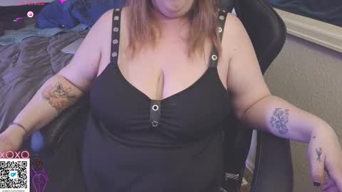 Snapshot of emiliefoxx chatting on March 10, 2025, 12:51 am emilie foxx online show from March 10, 2025, 12:51 am