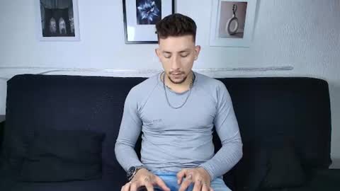 Snapshot of emiliocum_24 chatting on June 24, 2026, 5:50 am EMILIOCUM online show from June 24, 2026, 5:50 am