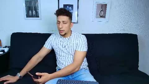 Snapshot of emiliocum_24 chatting on July 27, 2026, 5:14 am EMILIOCUM online show from July 27, 2026, 5:14 am