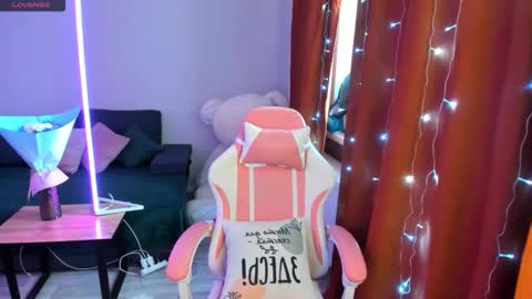 Snapshot of emiliyaqueen chatting on January 10, 2026, 4:47 am Emiliya online show from January 10, 2026, 4:47 am