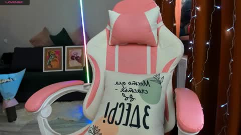 Snapshot of emiliyaqueen chatting on January 15, 2026, 5:01 am Emiliya online show from January 15, 2026, 5:01 am