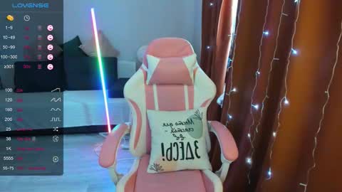 Snapshot of emiliyaqueen chatting on February 4, 2026, 6:41 am Emiliya online show from February 4, 2026, 6:41 am