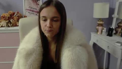 Snapshot of emilly_lust99 chatting on October 13, 2025, 7:08 am Emilly online show from October 13, 2025, 7:08 am