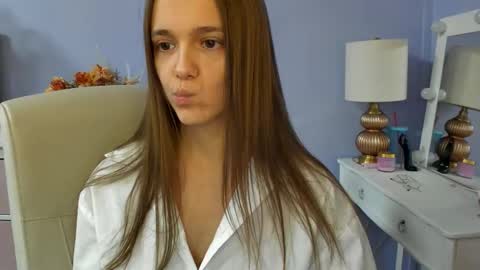 Emilly online show from March 4, 2026, 7:58 am