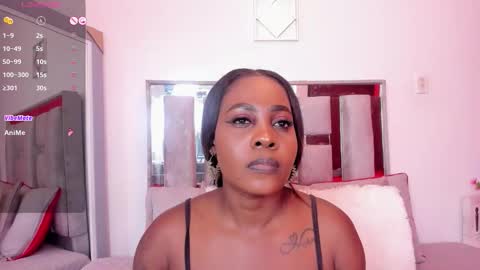 Emilly Roa online show from March 18, 2026, 8:45 pm