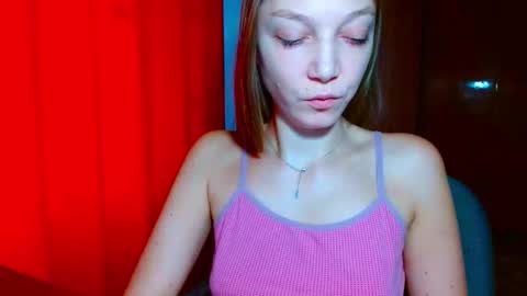 Emilly online show from December 16, 2025, 7:35 am