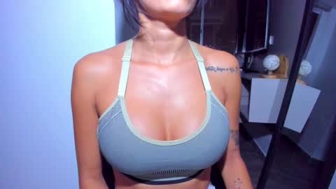 emilly online show from February 15, 2026, 9:41 am