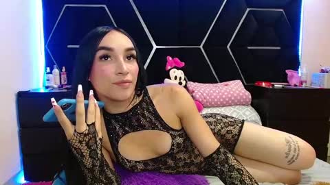 Snapshot of emillystonex chatting on December 17, 2024, 3:28 pm emillystonex online show from December 17, 2024, 3:28 pm