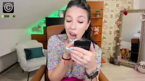 EmillyTaylor online show from March 30, 2026, 3:40 am