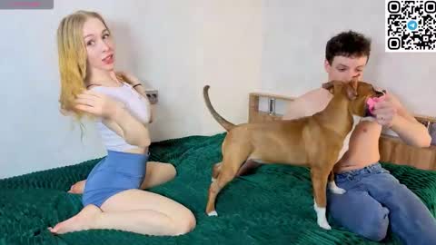 emily0303 online show from November 17, 2025, 5:02 am