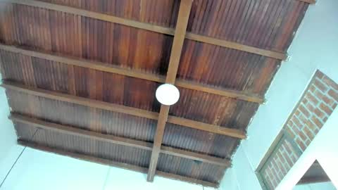 Snapshot of emily18__ chatting on December 20, 2025, 11:06 am Emily online show from December 20, 2025, 11:06 am