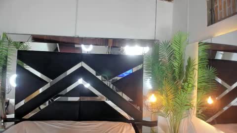 Snapshot of emily18__ chatting on January 13, 2026, 10:42 am Emily online show from January 13, 2026, 10:42 am