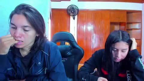 Emily and Soffy online show from July 16, 2026, 12:11 pm