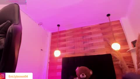 Snapshot of emily_brown04 chatting on February 16, 2026, 12:29 am emily_brown04 online show from February 16, 2026, 12:29 am