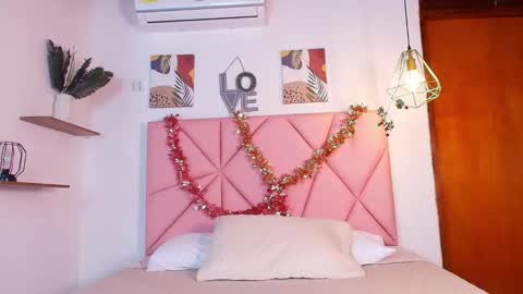 Snapshot of emily_burton18 chatting on January 18, 2026, 12:09 pm Emily Burton online show from January 18, 2026, 12:09 pm