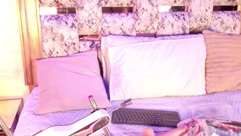 emily_dempsey online show from January 11, 2026, 7:08 pm