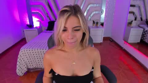 Emily online show from January 24, 2025, 10:32 am