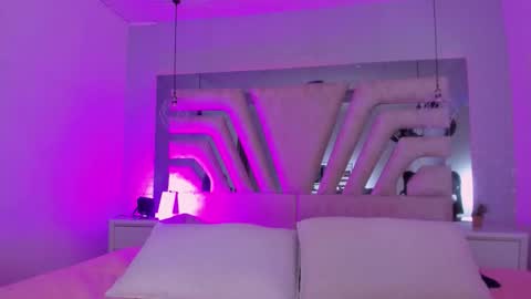 Emily online show from September 10, 2025, 11:32 am