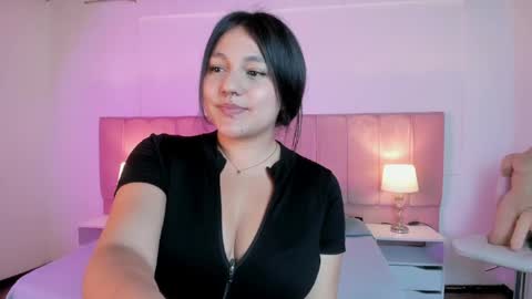Snapshot of emily_gv1 chatting on April 23, 2026, 6:43 pm Emily online show from April 23, 2026, 6:43 pm