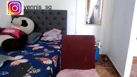 Snapshot of emily_hot_01 chatting on December 3, 2024, 5:55 pm emily online show from December 3, 2024, 5:55 pm