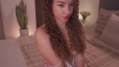 Juliana online show from February 3, 2026, 11:54 pm