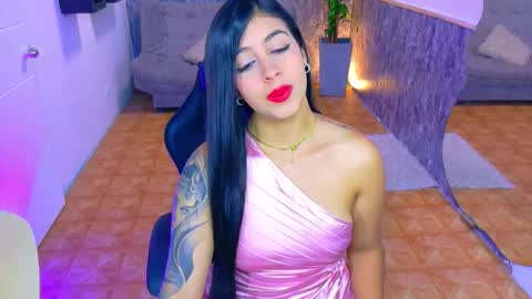 Snapshot of emily_jones3 chatting on September 22, 2025, 4:53 pm Emily online show from September 22, 2025, 4:53 pm