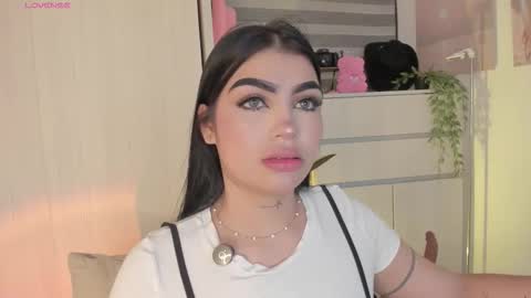 EmilyKenner  Independent model  online show from March 21, 2026, 12:21 pm